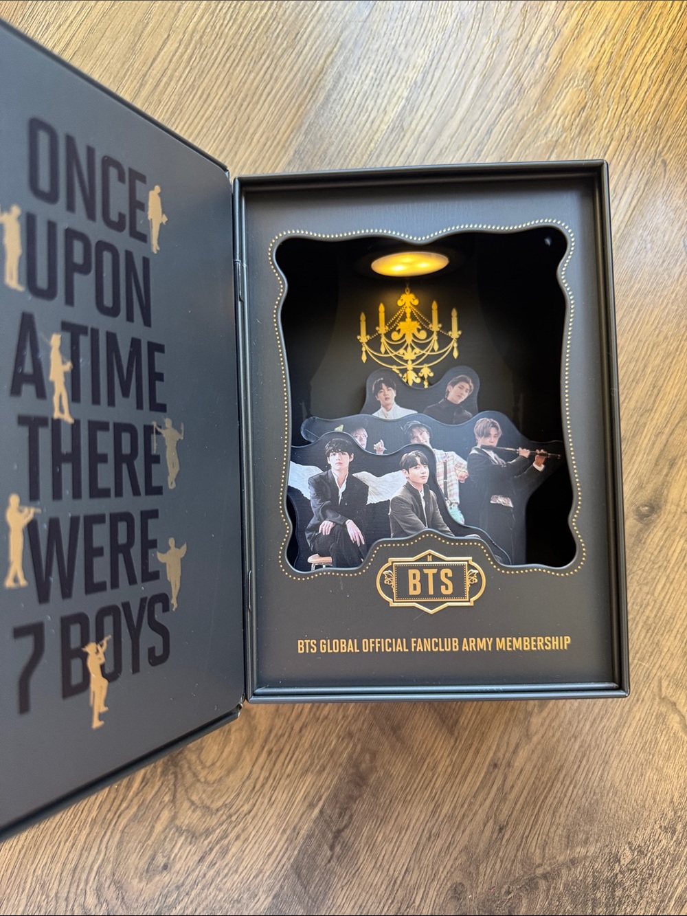 BTS Global Official Fanclub Army Membership Book Light - Picture 2 of 4